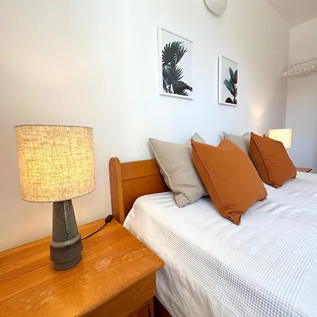 First Line Seaside Calm In Mirca - 30m From The Adriatic Apartman Mirce