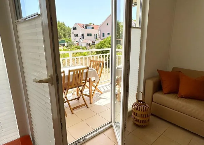 First Line Seaside Calm In Mirca - 30m From The Adriatic * Mirce